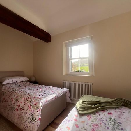Dunnaglea Cottage, Баллинтой Экстерьер фото